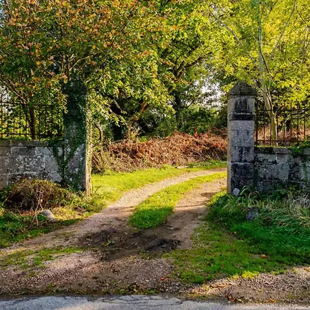 Chateau De La Combe Villa