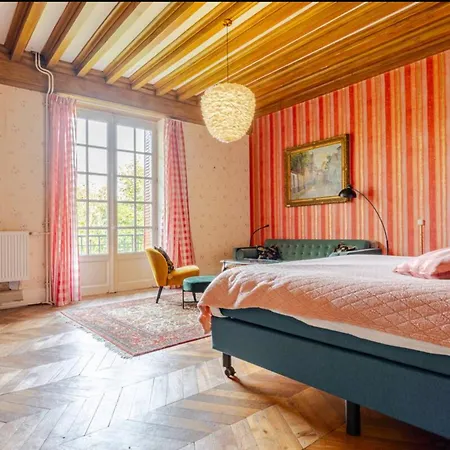 Villa Château De La Combe La Celle (Auvergne)