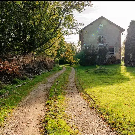 Château De La Combe La Celle (Auvergne)