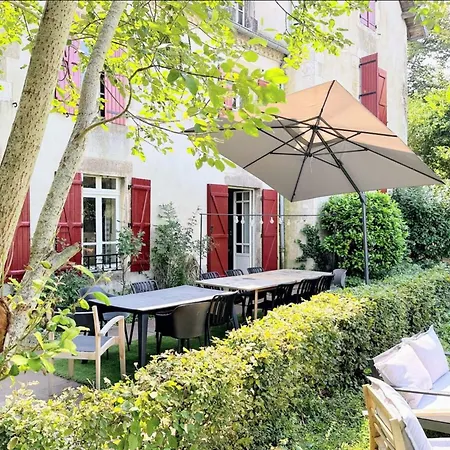 Chateau De La Combe * La Celle