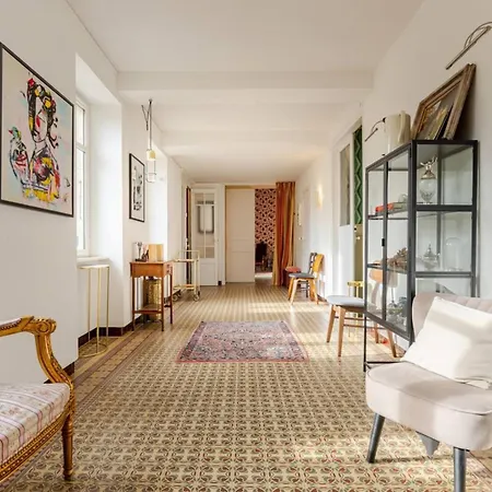 Château De La Combe *