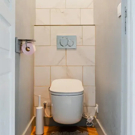 Château De La Combe Villa