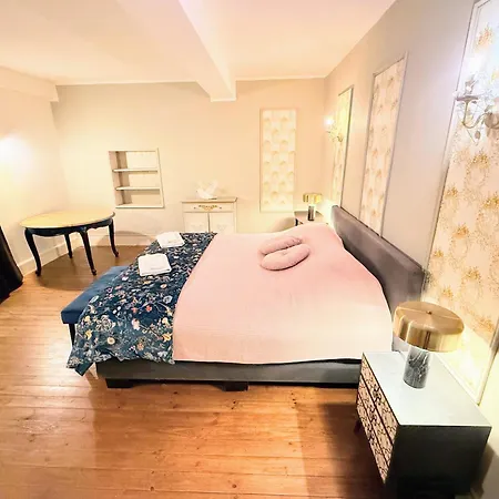 Château De La Combe * La Celle (Auvergne)